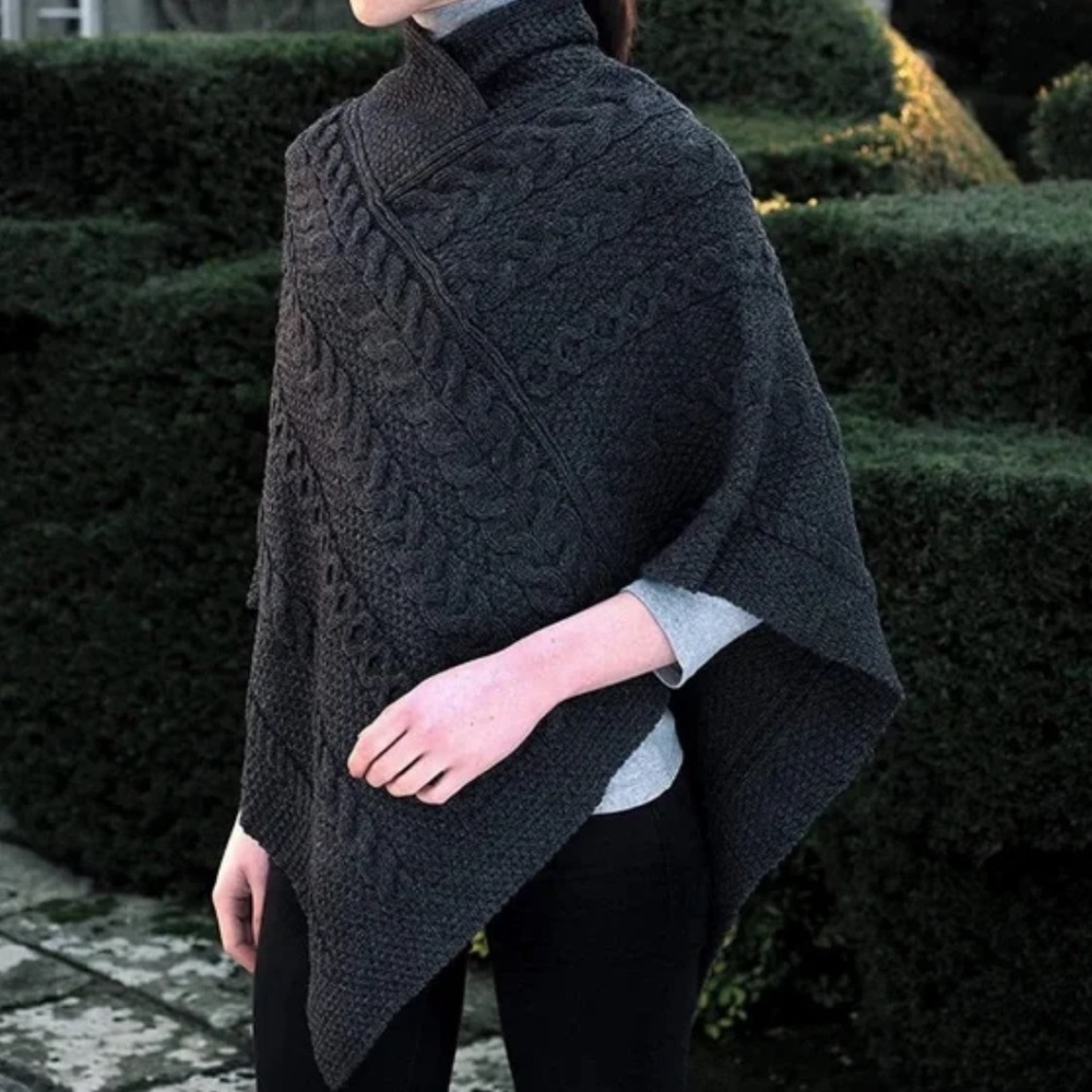 Inis Crafts Ireland 100% Merino Wool High Neck Poncho Cable Sweater Gray S/M